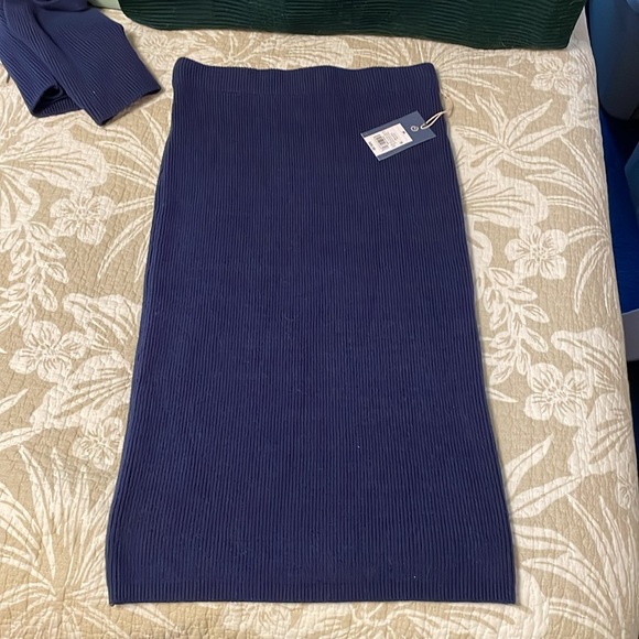 Knitted Matching Set - Picture 4 of 4